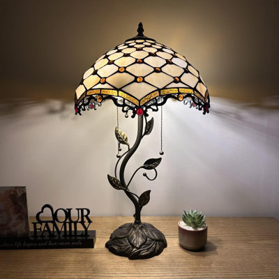 Astoria Grand Haydee Tiffany Table Lamp Beige Stained Glass